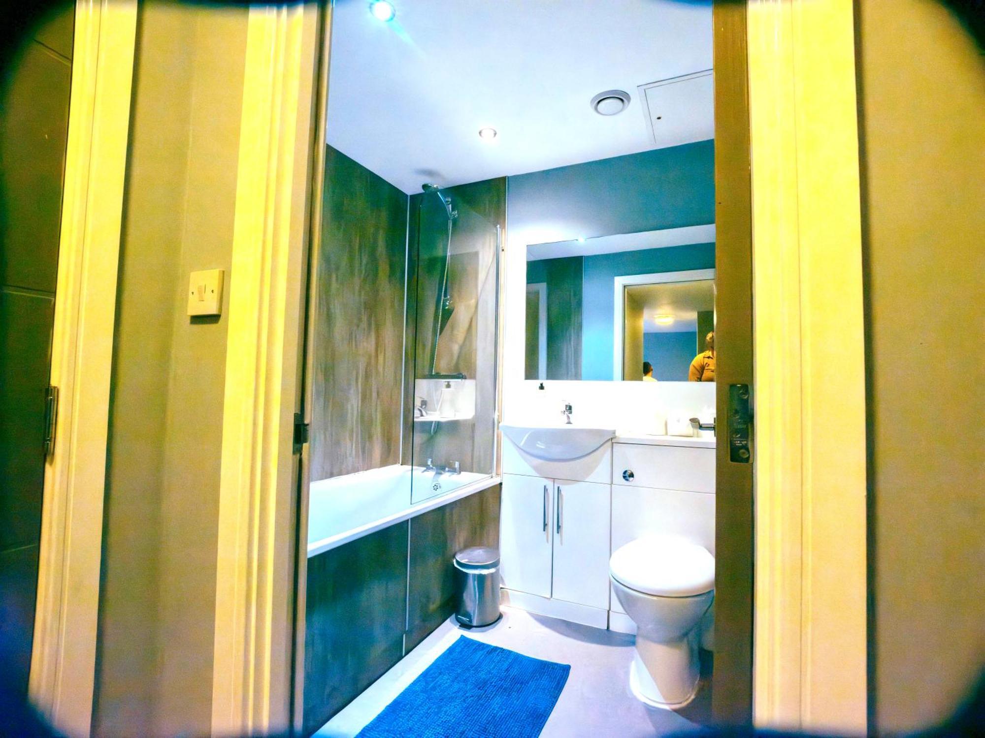 2 Bedroom Apartment In The Heart Of Newcastle - Spacious - Sleeps 7 Esterno foto