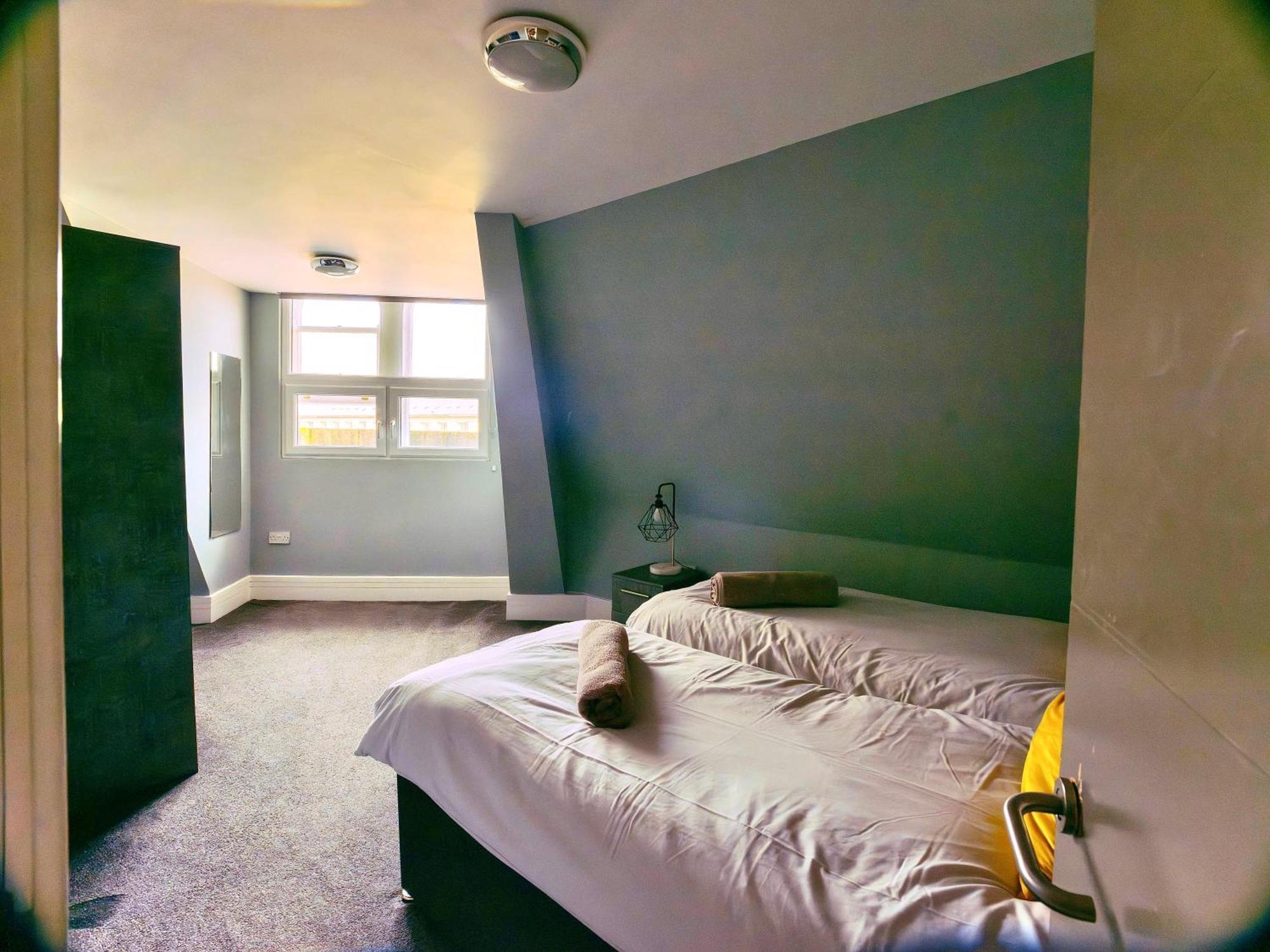 2 Bedroom Apartment In The Heart Of Newcastle - Spacious - Sleeps 7 Esterno foto
