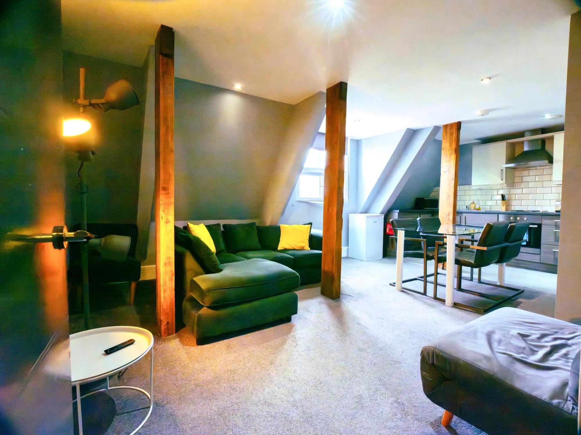 2 Bedroom Apartment In The Heart Of Newcastle - Spacious - Sleeps 7 Esterno foto